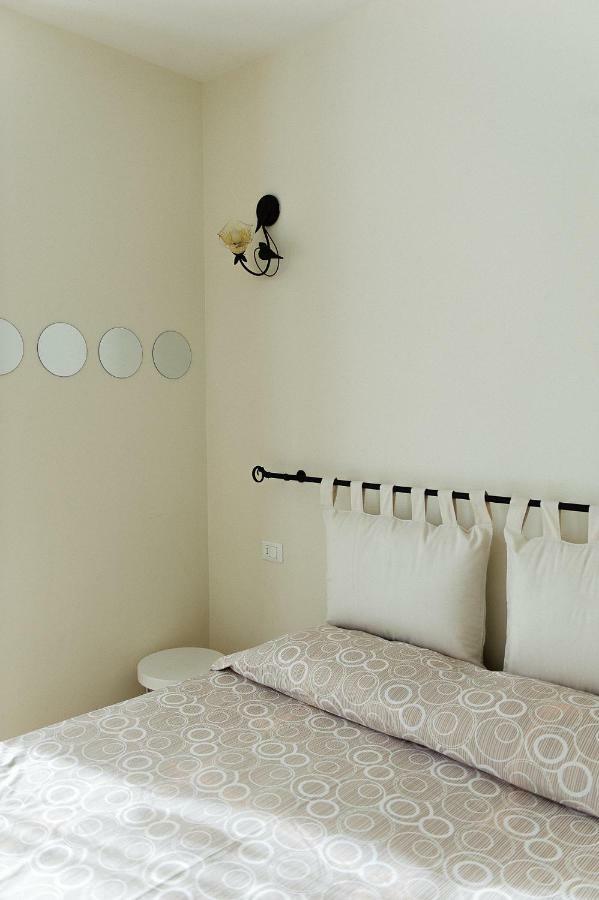 Da Olga Apartment เดเซนซาโนเดลการ์ดา ภายนอก รูปภาพ